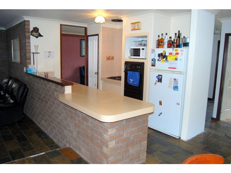 32 Sextant Avenue, Waikiki WA 6169