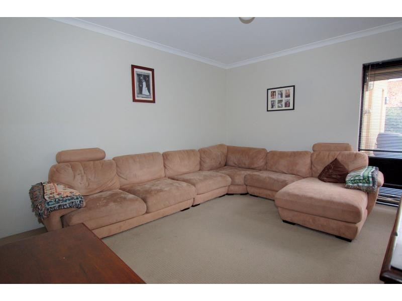 32 St Tropez Vista, Ellenbrook WA 6069