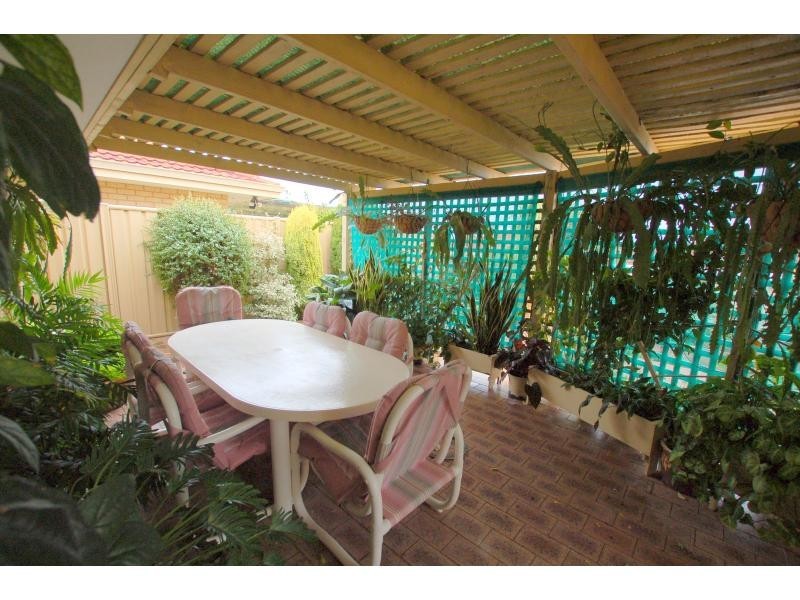 Villa 16/9 KIDBROOKE Way, Kingsley WA 6026