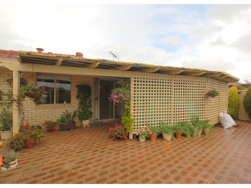 Villa 16/9 KIDBROOKE Way, Kingsley WA 6026