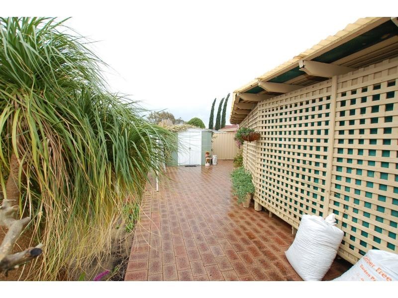 Villa 16/9 KIDBROOKE Way, Kingsley WA 6026