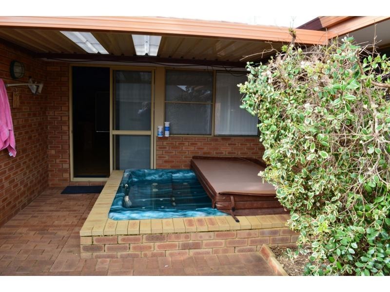 18 Old Maida Vale Road, Maida Vale WA 6057