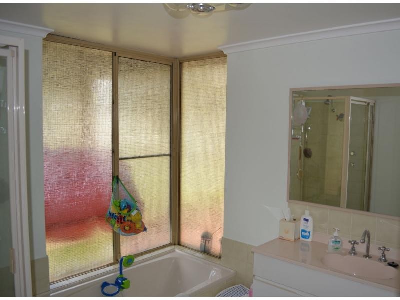 18 Old Maida Vale Road, Maida Vale WA 6057