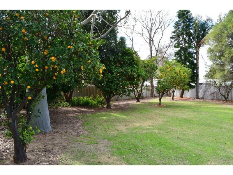 18 Old Maida Vale Road, Maida Vale WA 6057