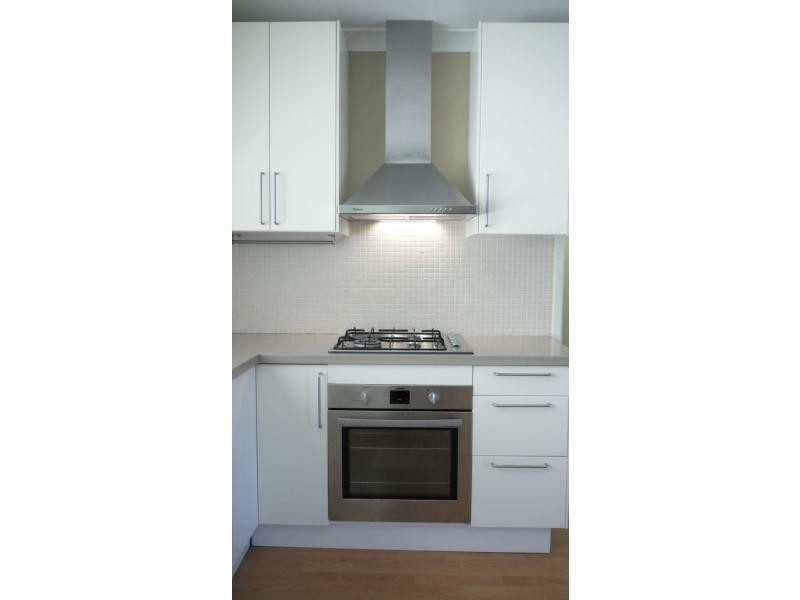 Duplex B/24 Manberry Way, Yangebup WA 6164