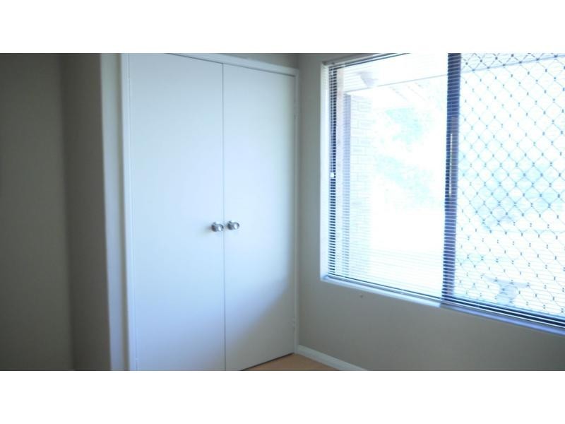 Duplex B/24 Manberry Way, Yangebup WA 6164