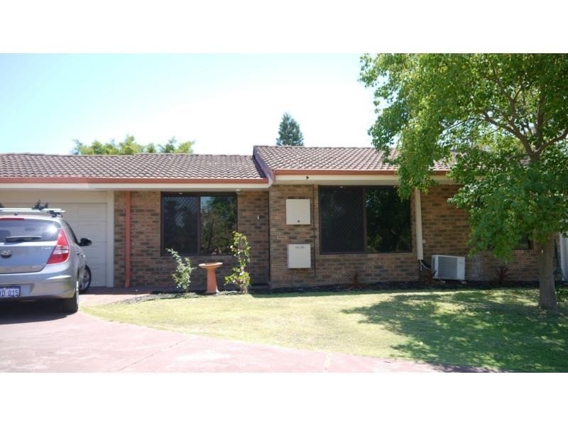 Duplex B/24 Manberry Way, Yangebup WA 6164