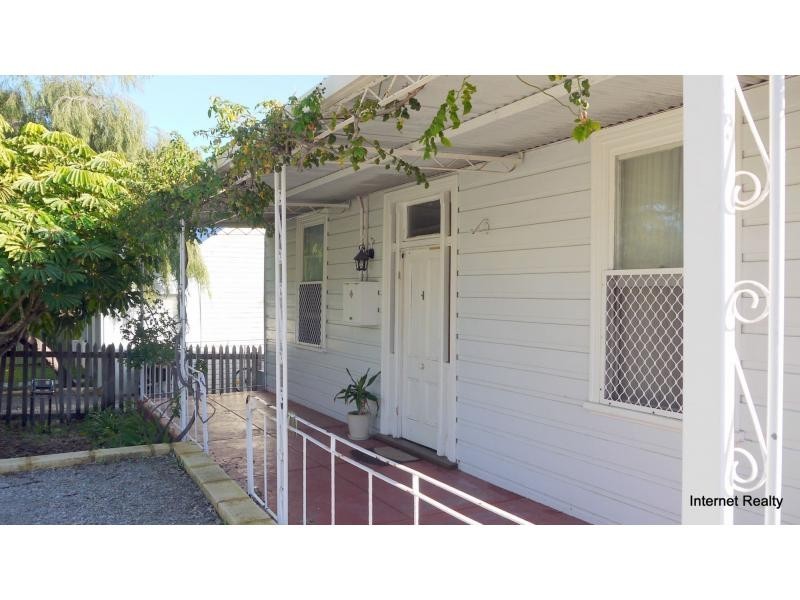 6 Hope Street, White Gum Valley WA 6162