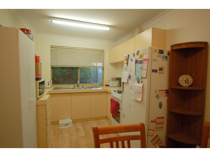 B/10 Stanley Place, Padbury WA 6025