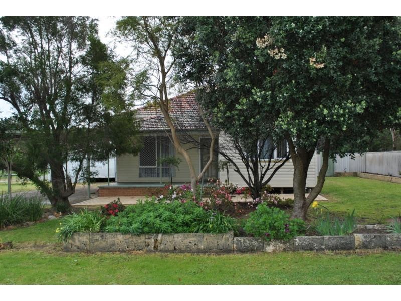 38 Moore Street, Wungong WA 6112
