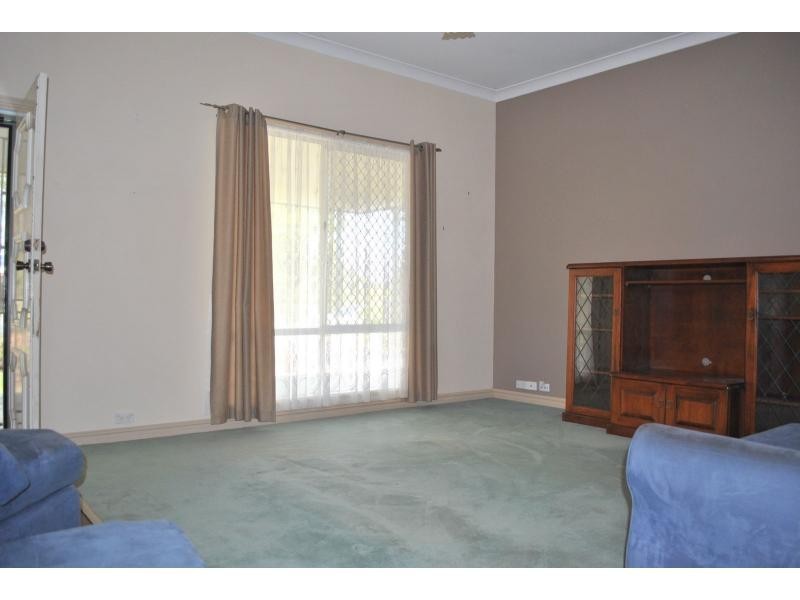 38 Moore Street, Wungong WA 6112