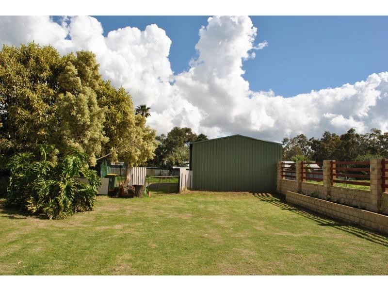 38 Moore Street, Wungong WA 6112