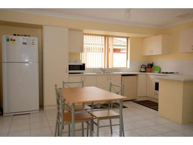 7/10 Marriot Street, Cannington WA 6107