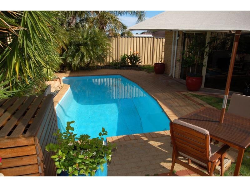 30 WAHROONGA Way, Greenwood WA 6024