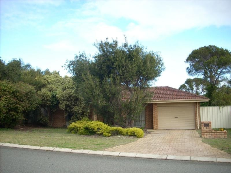 6 Merton Place, Kingsley WA 6026