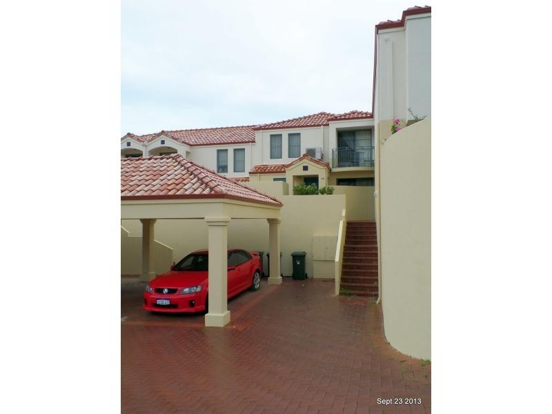 15/20 Long Island Pass, Connolly WA 6027