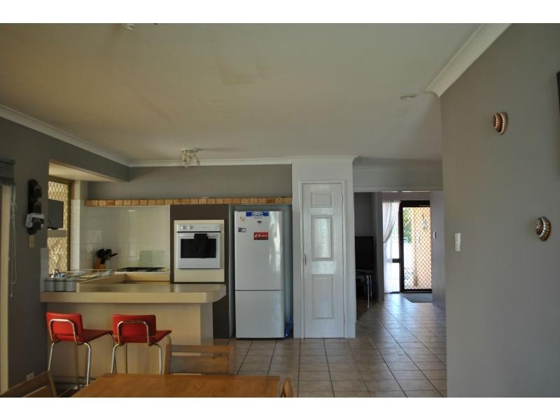 18 RONEZ Elbow, Merriwa WA 6030