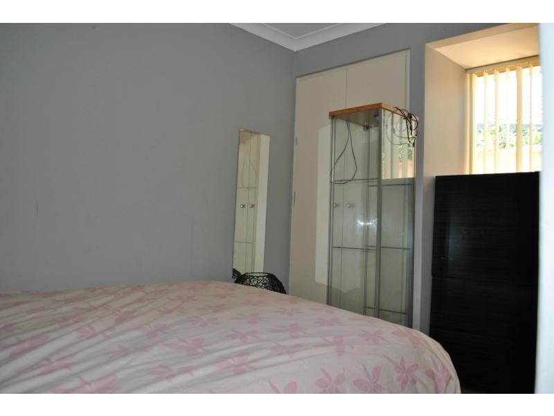 18 RONEZ Elbow, Merriwa WA 6030