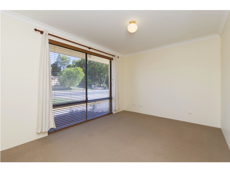 2/144 Kinross Drive, Kinross WA 6028