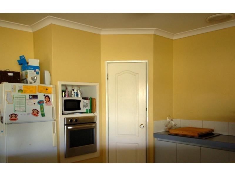 14 Adelong Circuit, Merriwa WA 6030