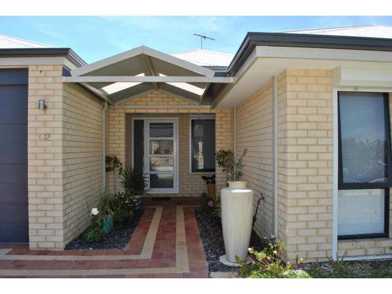 32 Heidelberg, Wanneroo WA 6065