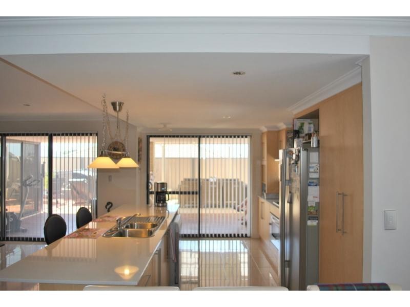 32 Heidelberg, Wanneroo WA 6065