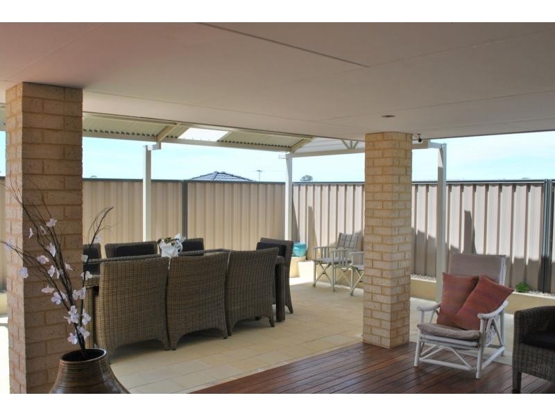32 Heidelberg, Wanneroo WA 6065