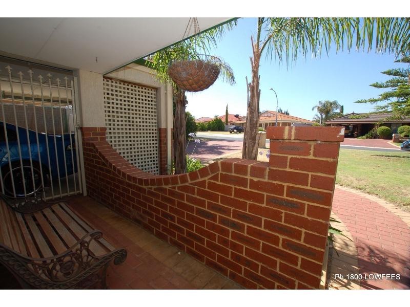 86 BALLADONG Loop, Carramar WA 6031
