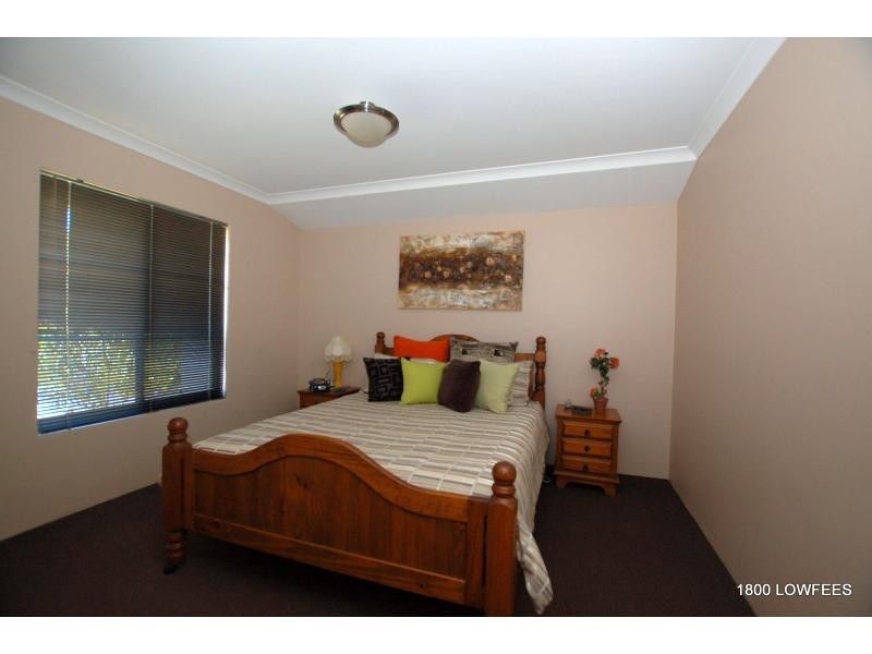 23 Tullow Gardens, Darch WA 6065