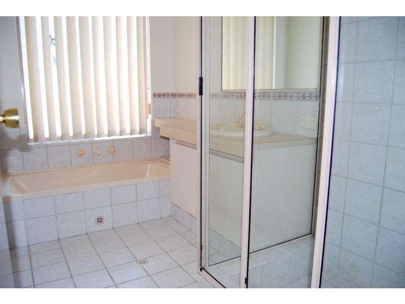 8 Waten Place, Canning Vale WA 6155