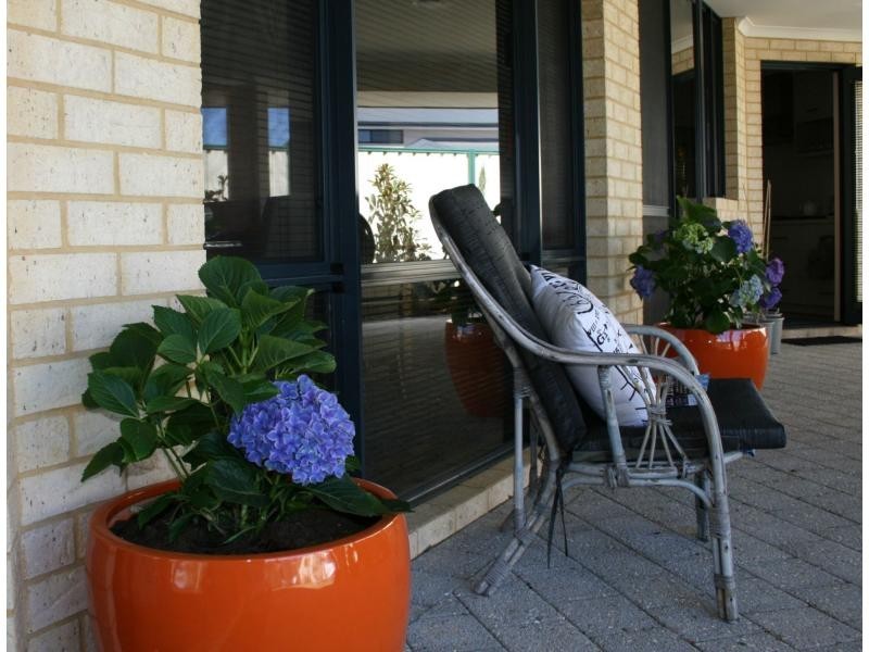 3 Baumea Turn, Hammond Park WA 6164