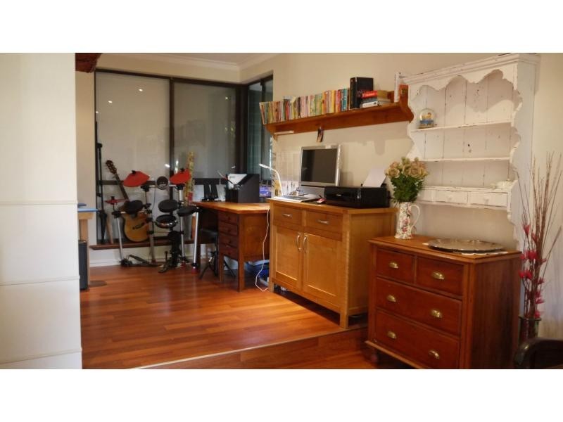 25 Yanna Place, Wanneroo WA 6065