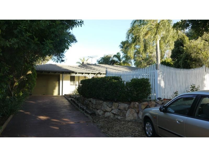 25 Yanna Place, Wanneroo WA 6065