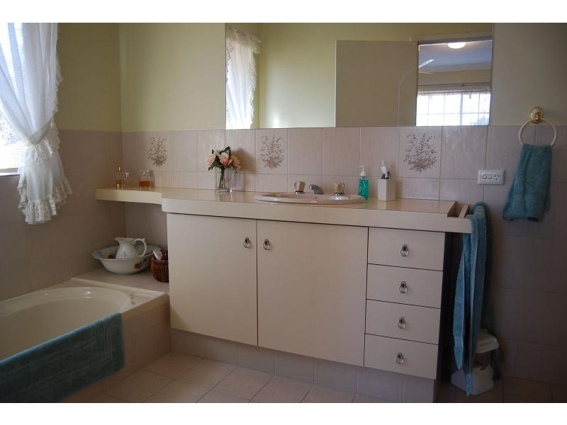 71 Port Marnock Circle, Halls Head WA 6210