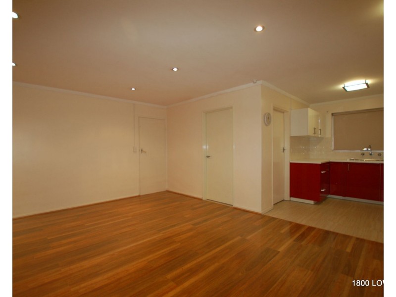 B/172 Kitchener Road, Alfred Cove WA 6154