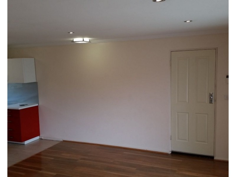 B/172 Kitchener Road, Alfred Cove WA 6154