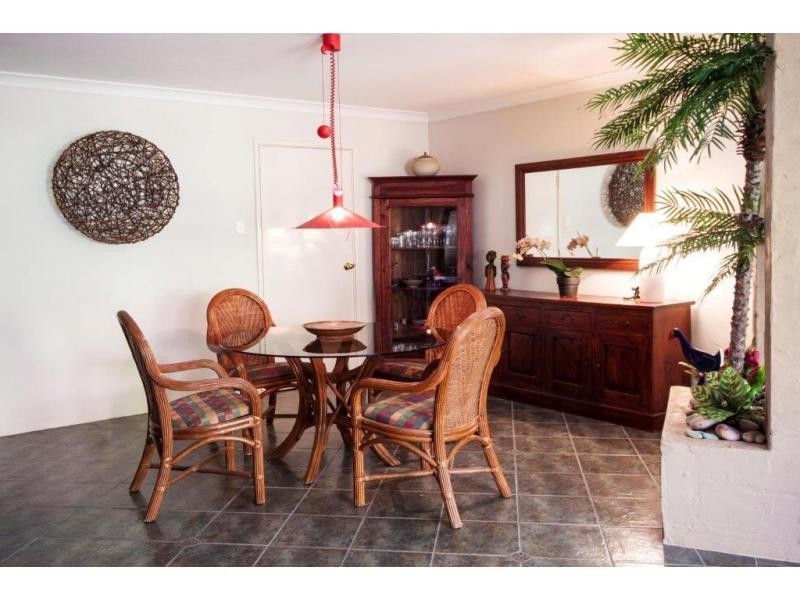 1 WHITBURN Road, Kingsley WA 6026