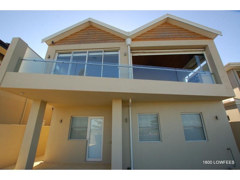 21 Quayside Mews, Hillarys WA 6025