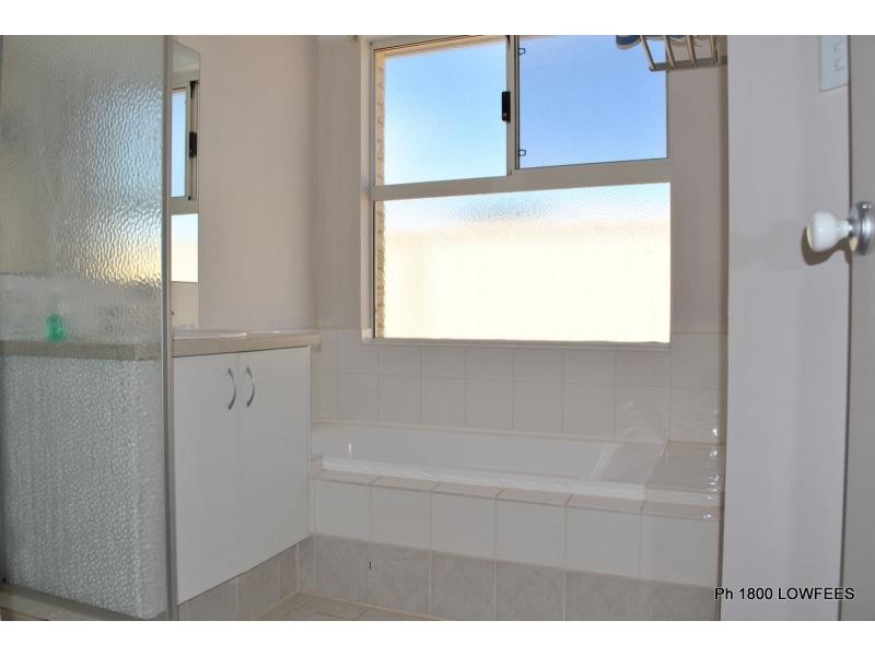 5 KUMARINA Drive, Secret Harbour WA 6173