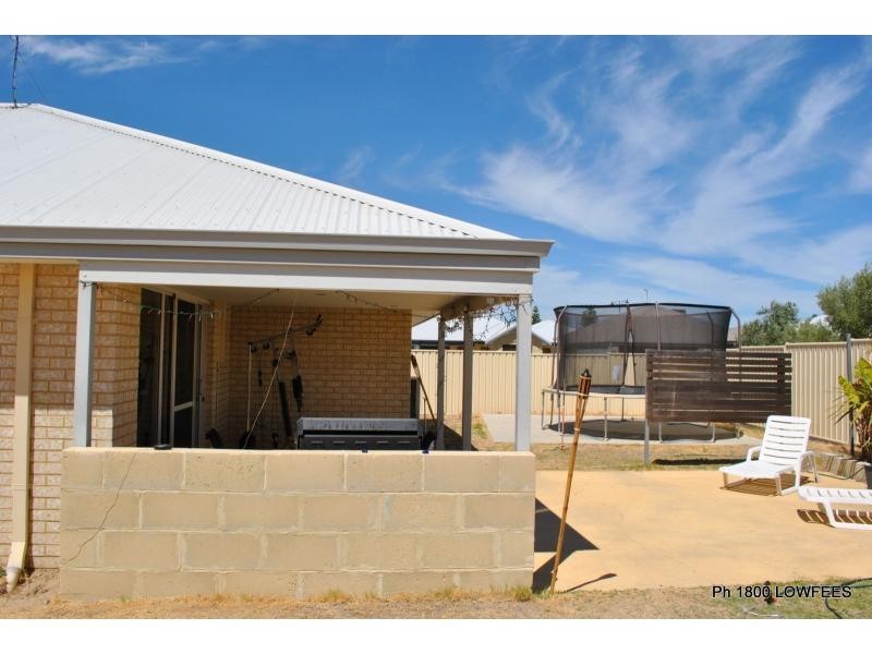 5 KUMARINA Drive, Secret Harbour WA 6173