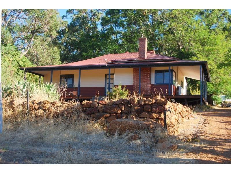 1930 Thomas Road, Glen Forrest WA 6071