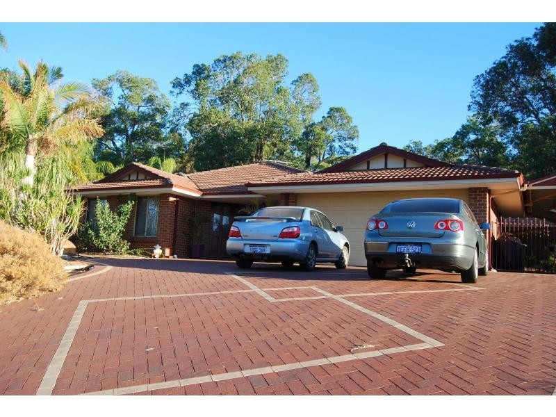 1930 Thomas Road, Glen Forrest WA 6071