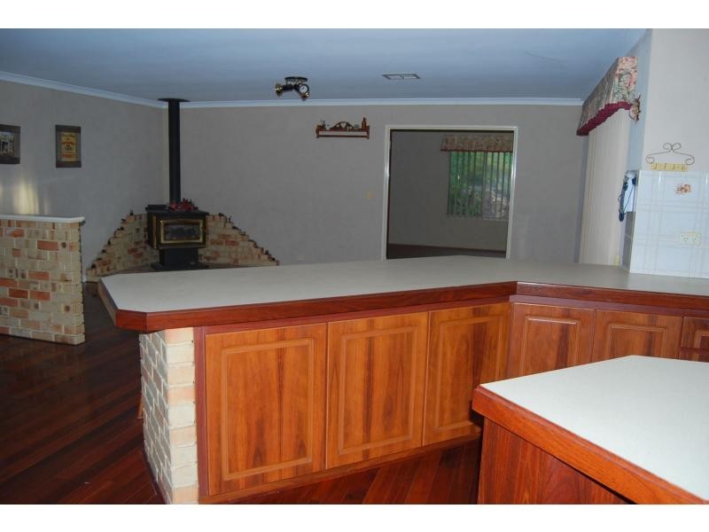 1930 Thomas Road, Glen Forrest WA 6071