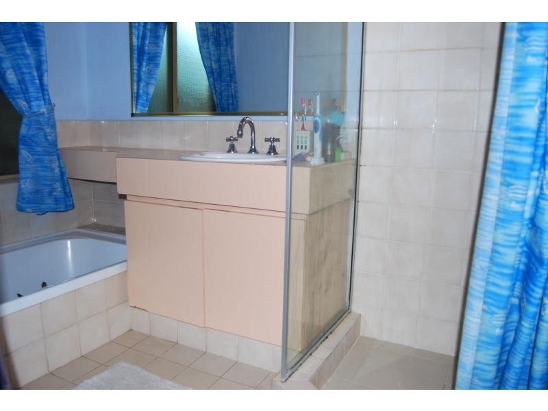 18 Logan Court, Seville Grove WA 6112