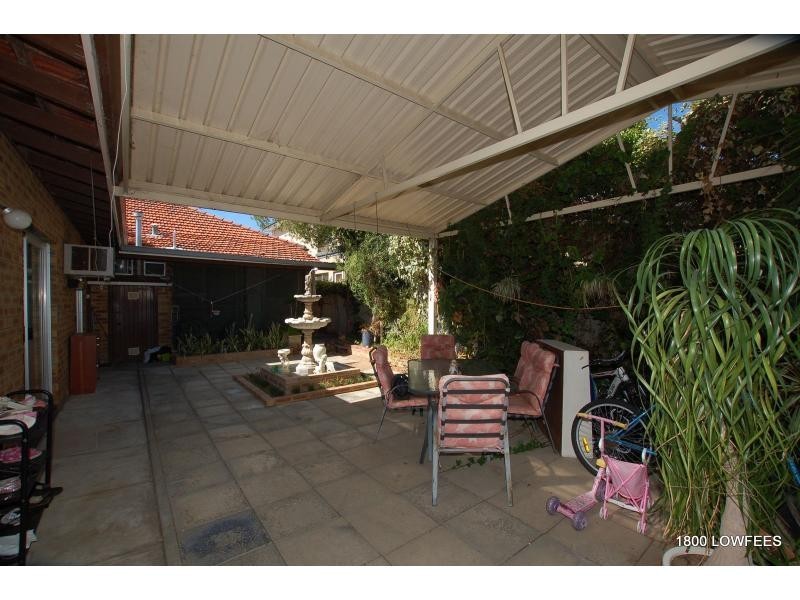 21 THE GROVE, Wembley WA 6014