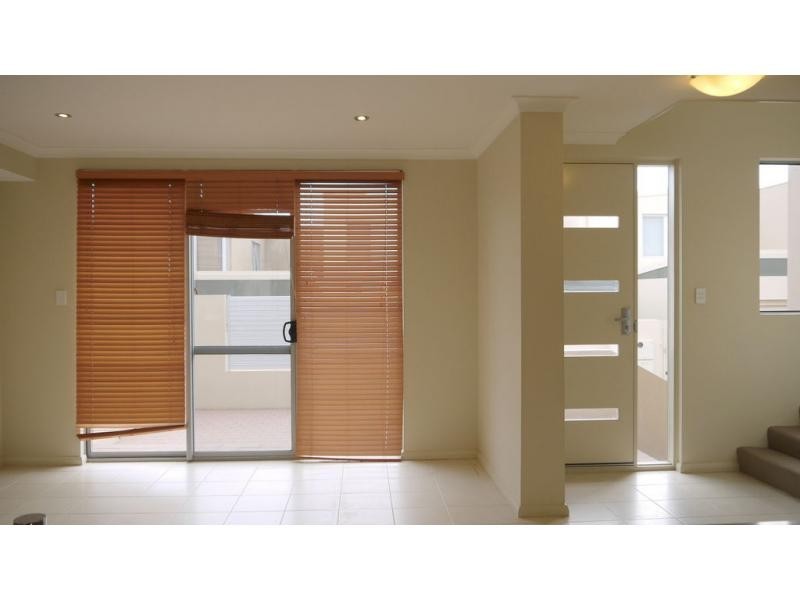 17/183 Marmion Street, Fremantle WA 6160