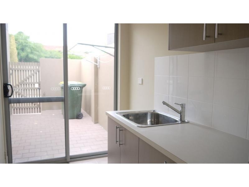 17/183 Marmion Street, Fremantle WA 6160