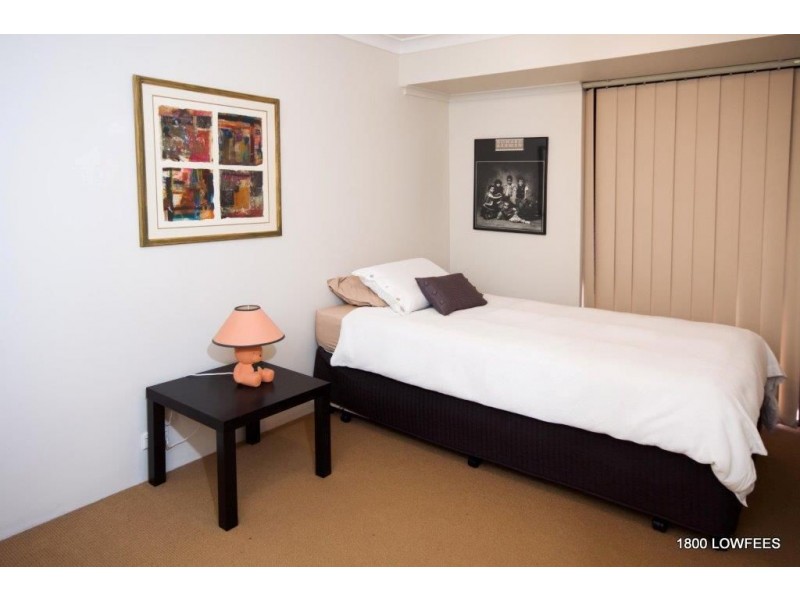 1 Whitburn Road, Kingsley WA 6026