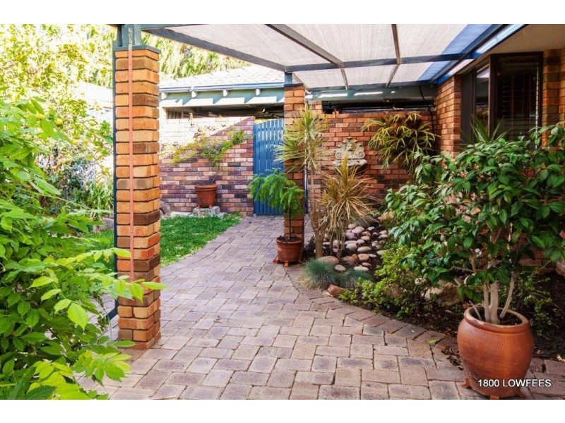 1 Whitburn Road, Kingsley WA 6026