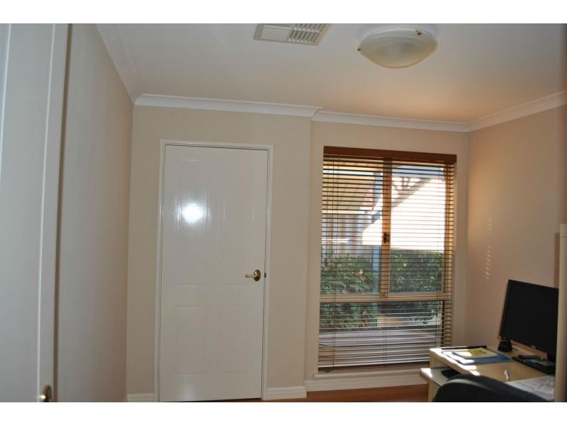 47 MERRANG Circuit, Carramar WA 6031